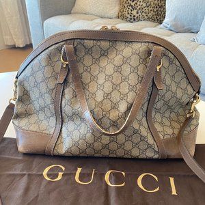 Gucci Handbag/ Gucci Over The Shoulder Bag